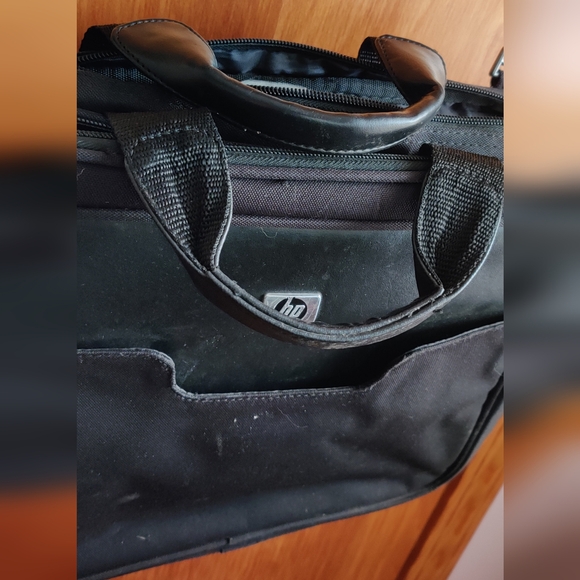 HP Laptop Bag - Picture 3 of 9